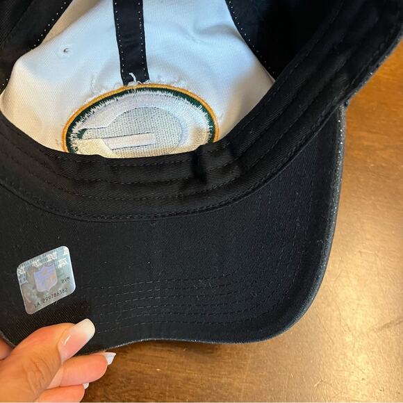 NFL Team Apparel Women's Glitter Baseball Cap Hat OS - Picture 4 of 8